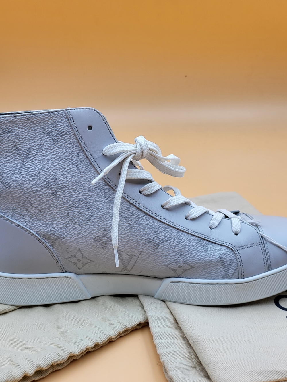 Louis Vuitton Match Up Sneaker Gray LV Monogram Leather, Authentic!! - Picture 3 of 16
